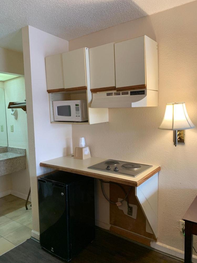 Zainee Inc Budgetel Inn And Suites أوغستا المظهر الخارجي الصورة