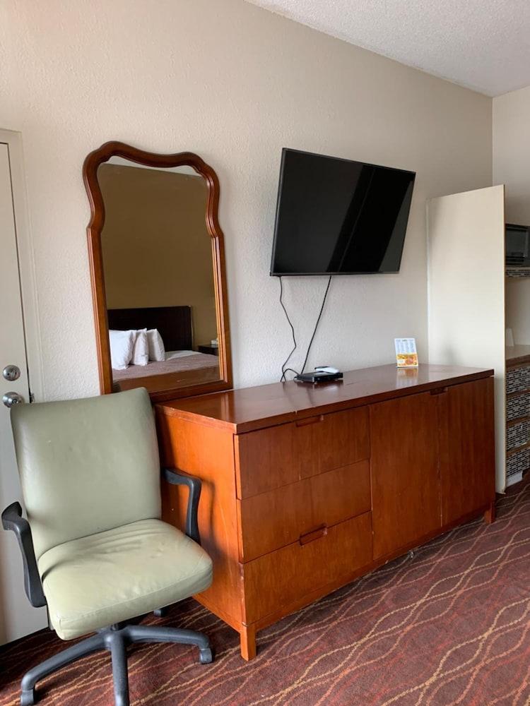 Zainee Inc Budgetel Inn And Suites أوغستا المظهر الخارجي الصورة